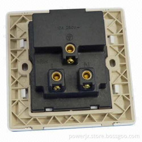 UK Plug Electric Decorative Switches and Socket with Dual-USB Port, Sized 86 x 86mm